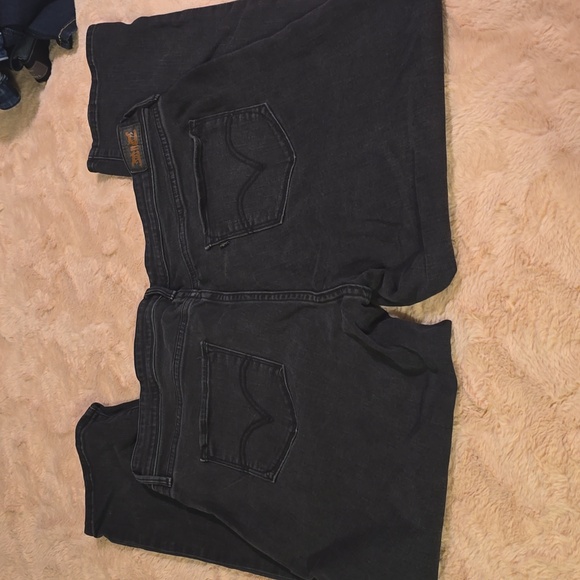 Levi's Perfect Shaping 512 Black Denim Jeans size 20W - Picture 4 of 4